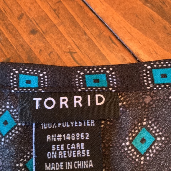 Torrid Sleeveless Blouse Top Plus Size 0 - Picture 3 of 9